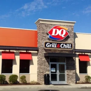 Wisconsin Dairy Queen Puts Up ‘Politically Incorrect’ Sign, Owner Stands By His Decision